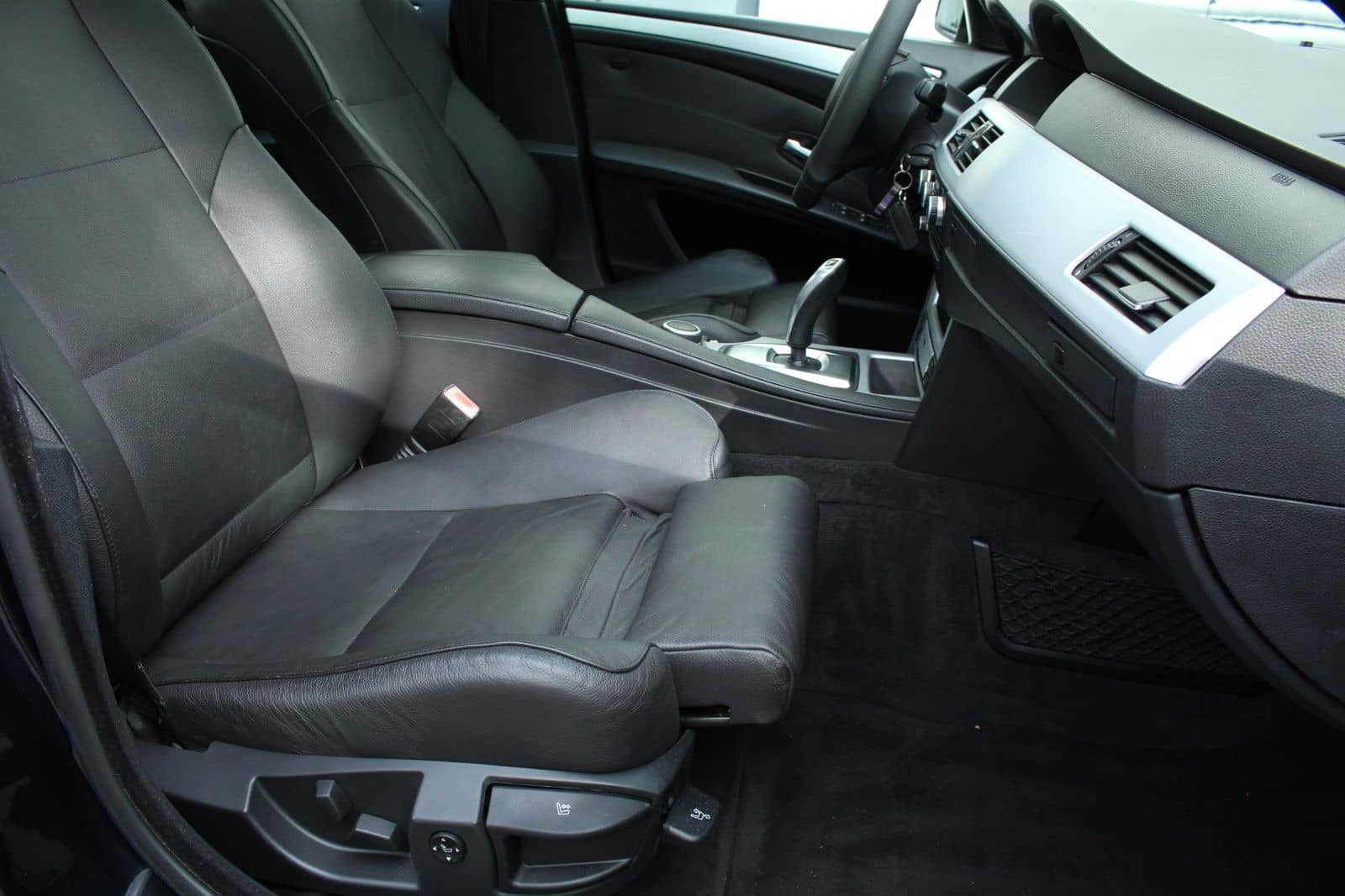 BMW 530i LCI*Sportautomatik/M-Paket/KW/Individual*53 – Foto 18