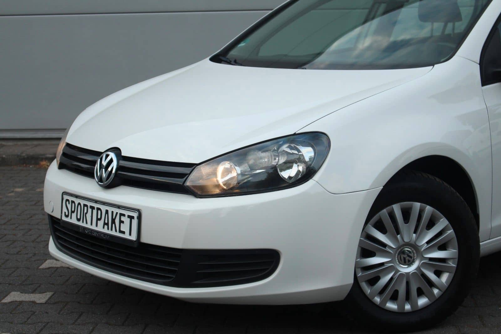 VW Golf 6 1.4*Traum in Weiß/TOP/ Rentner /1.Hand – Foto 2