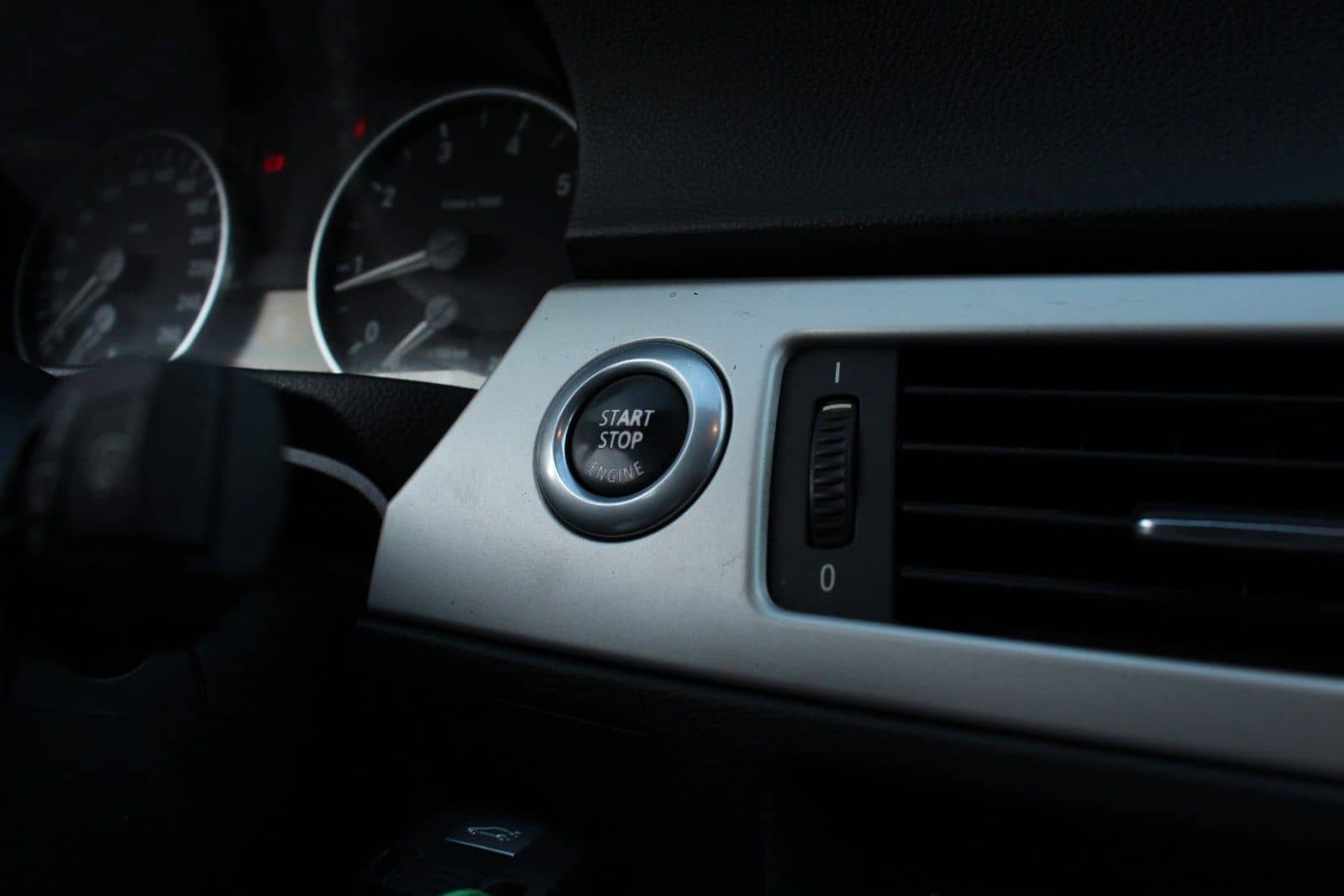 BMW 318i E90*M-Sportpaket Edtion/Unikat/Carplay/BRD* – Foto 46