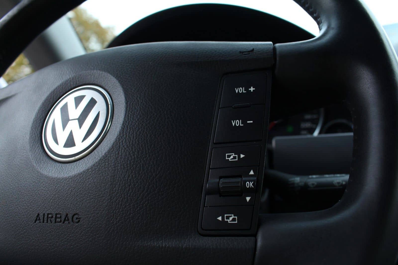 VW Touareg V6 TDI*R-Line/AHK/Total Black/Traum!BRD – Foto 14