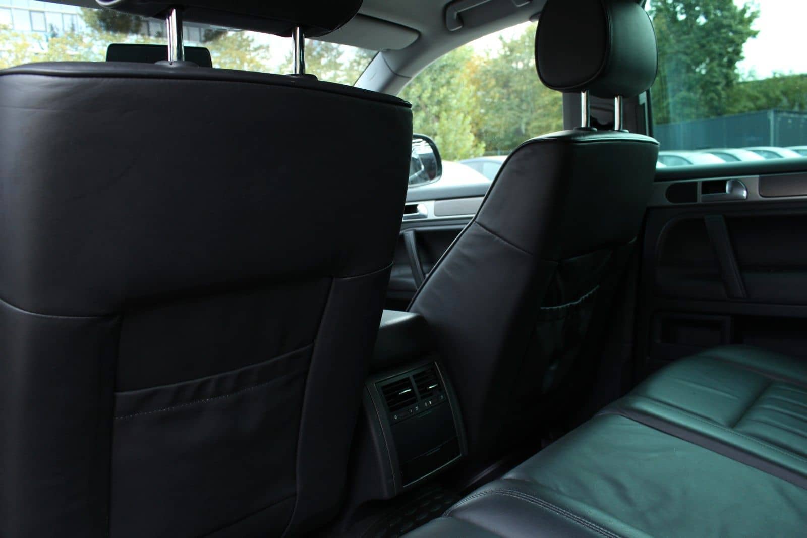 VW Touareg V6 TDI*R-Line/AHK/Total Black/Traum!BRD – Foto 19