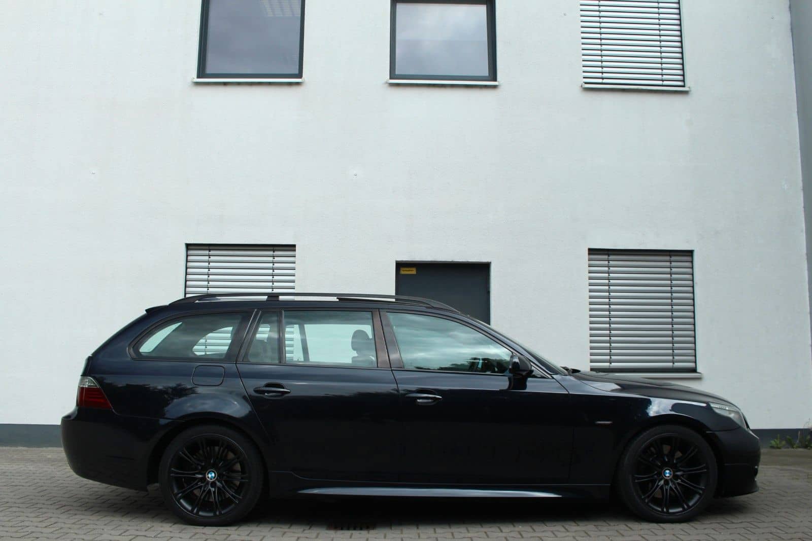 BMW 545i A E61*M-Sportpaket/Carbonschwarz/Eisenmann* – Foto 15