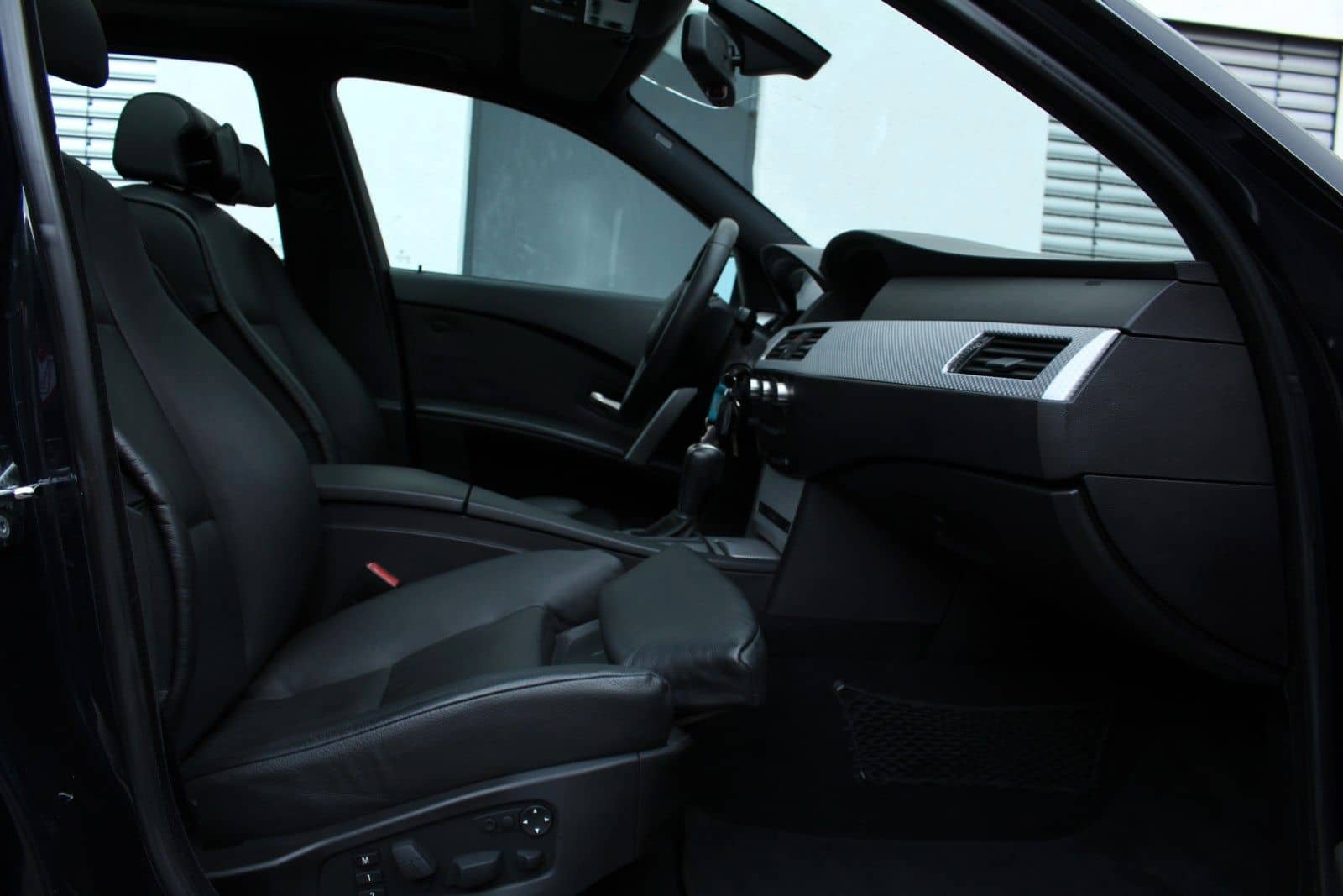 BMW 545i A E61*M-Sportpaket/Carbonschwarz/Eisenmann* – Foto 18