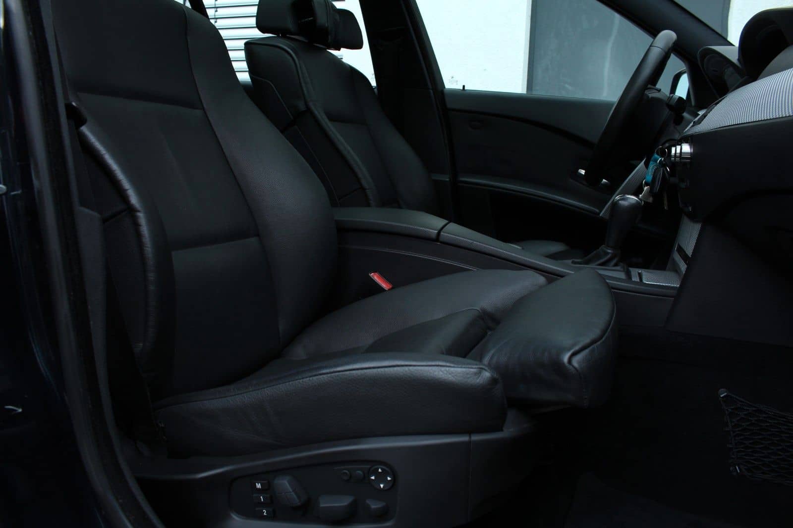 BMW 545i A E61*M-Sportpaket/Carbonschwarz/Eisenmann* – Foto 19