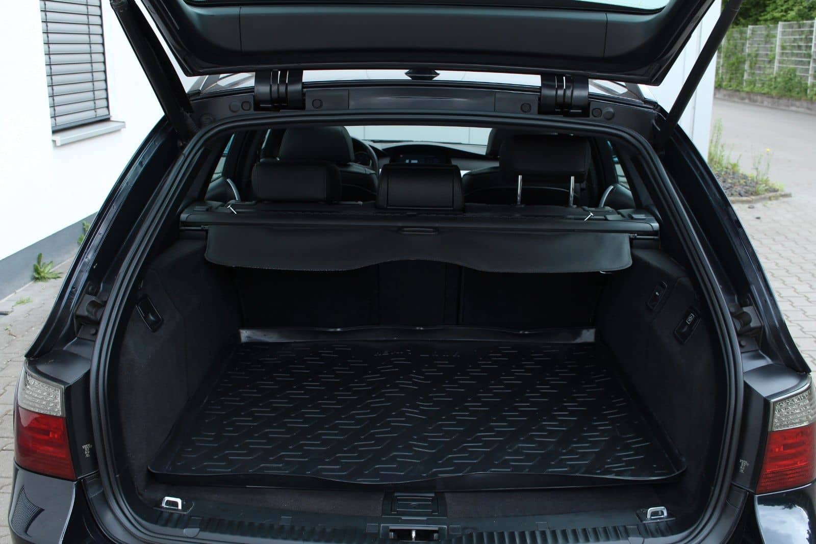 BMW 545i A E61*M-Sportpaket/Carbonschwarz/Eisenmann* – Foto 26