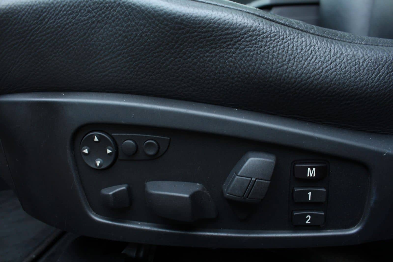BMW 545i A E61*M-Sportpaket/Carbonschwarz/Eisenmann* – Foto 37