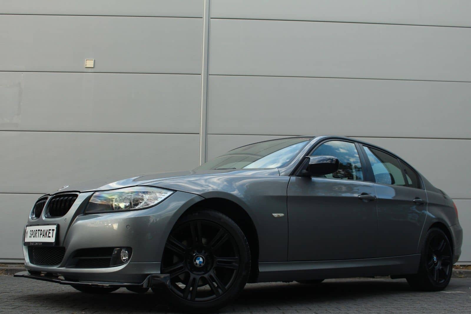 BMW 318i E90*M-Sportpaket/Navi/Traumoptik/Unikat* – Foto 2