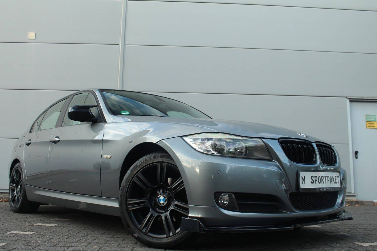 BMW 318i E90*M-Sportpaket/Navi/Traumoptik/Unikat* – Foto 16