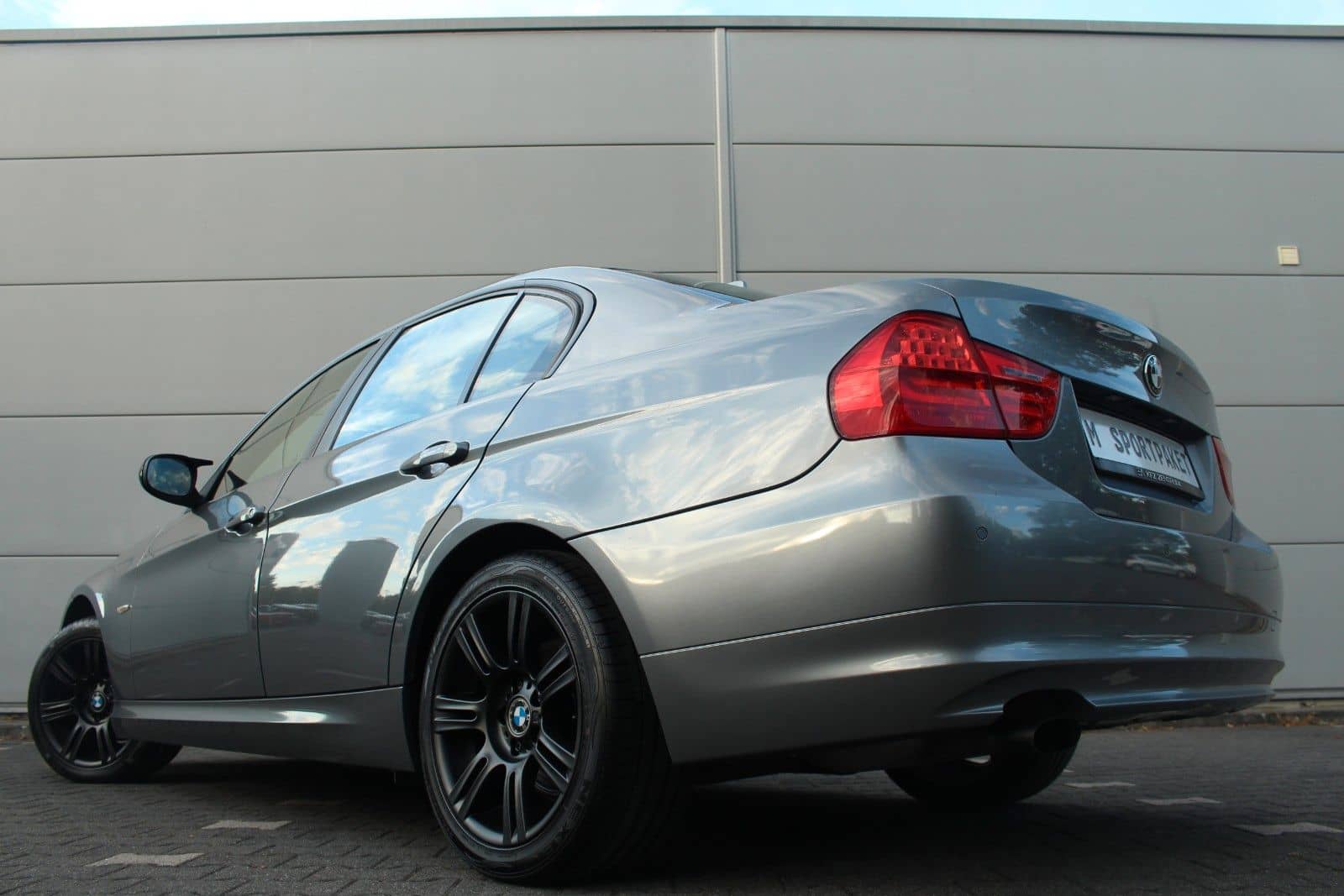 BMW 318i E90*M-Sportpaket/Navi/Traumoptik/Unikat* – Foto 33