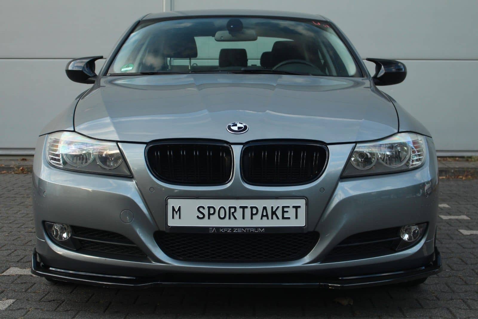 BMW 318i E90*M-Sportpaket/Navi/Traumoptik/Unikat* – Foto 10