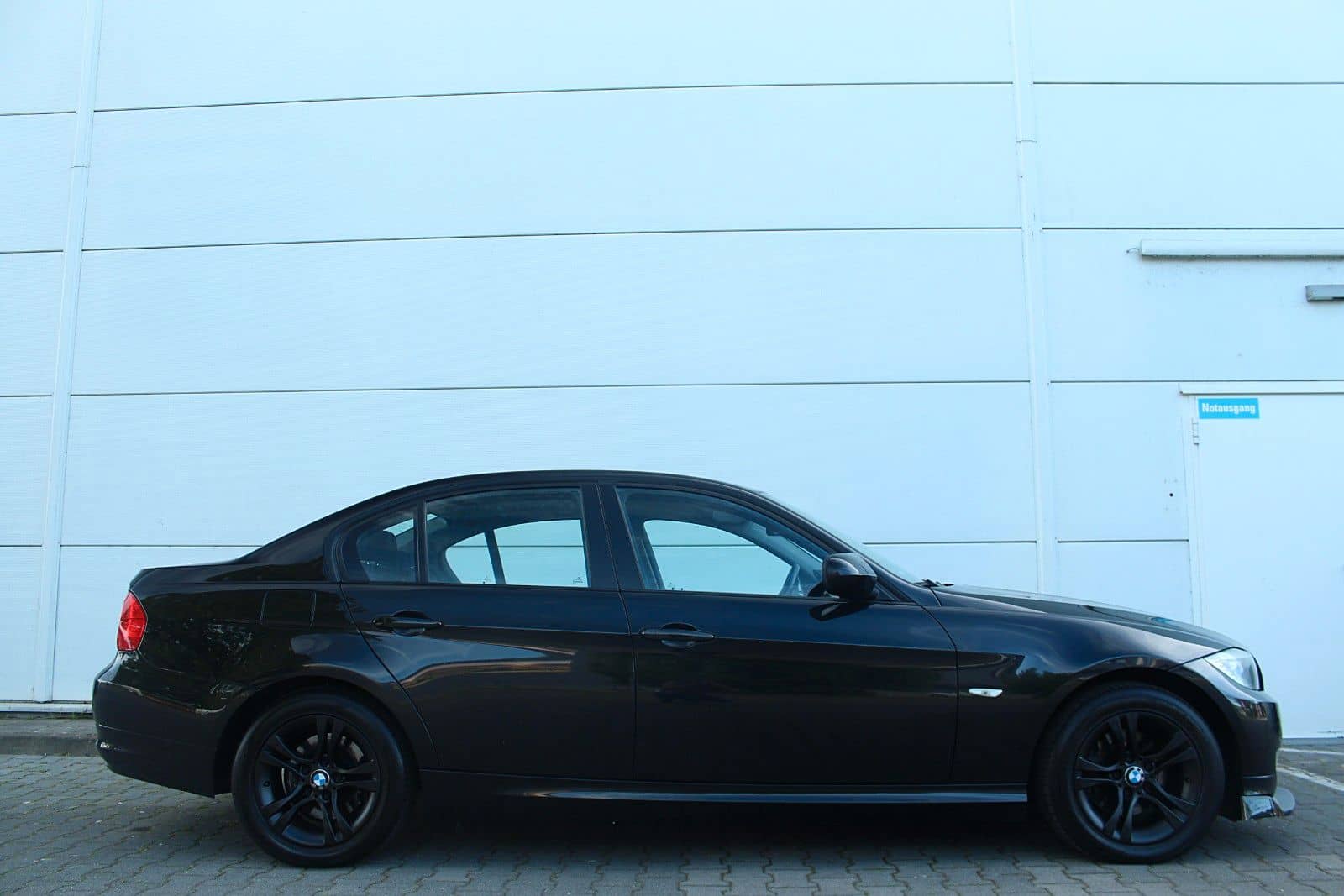 BMW 318i E90*M-Sport Black Edition/Navi/Kamera/Traum – Foto 26