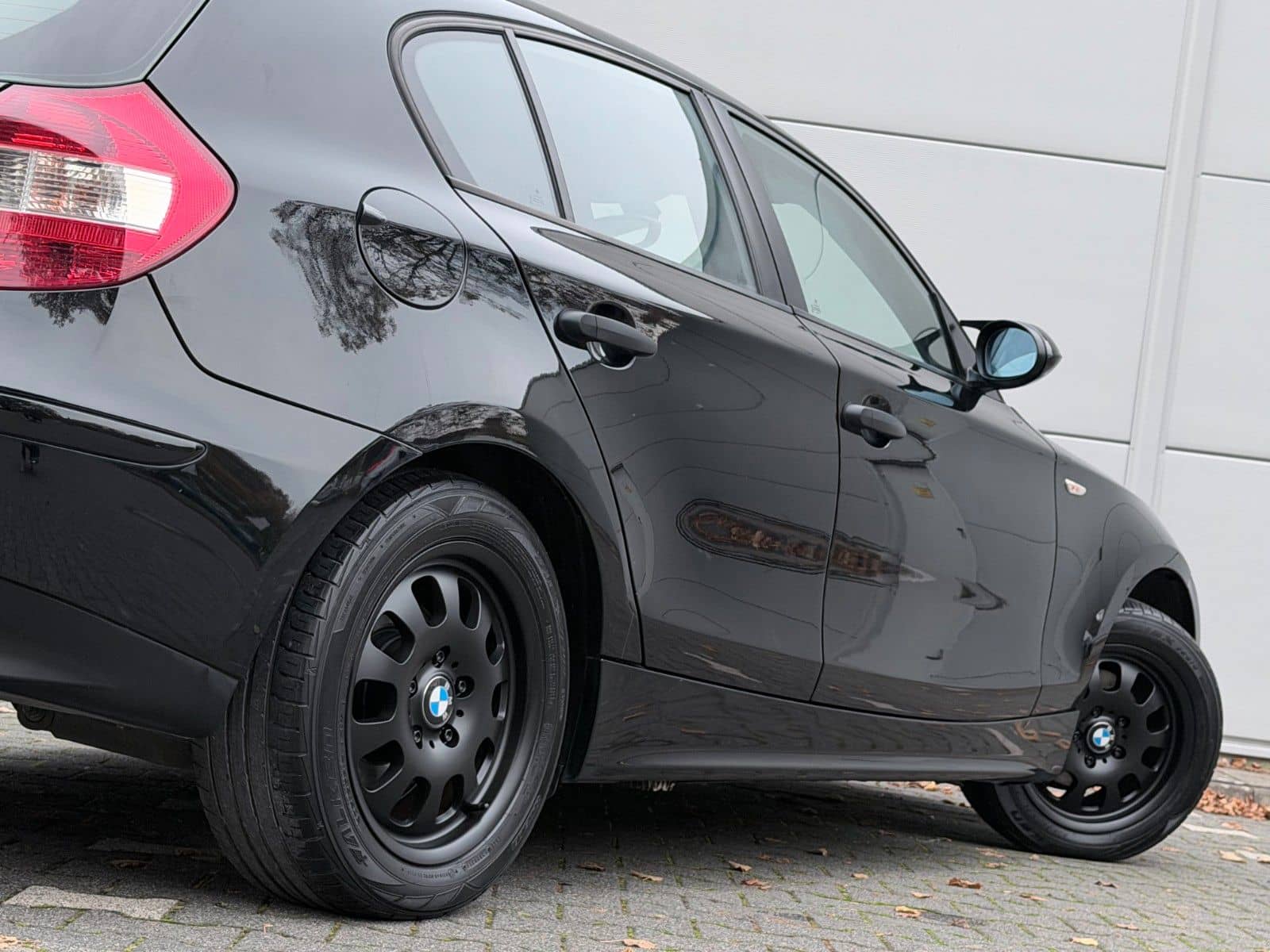 BMW 116i M-Sport Black Edition/Traum/Navi Carplay* – Foto 27