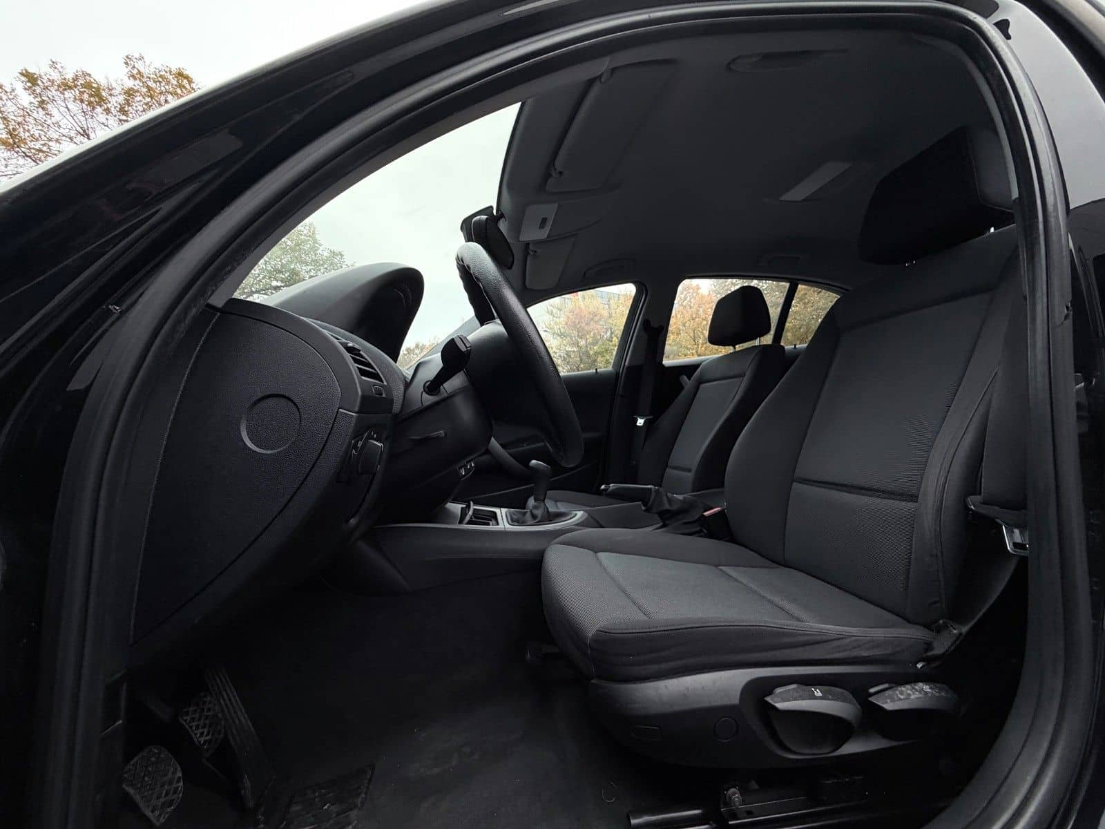 BMW 116i M-Sport Black Edition/Traum/Navi Carplay* – Foto 29