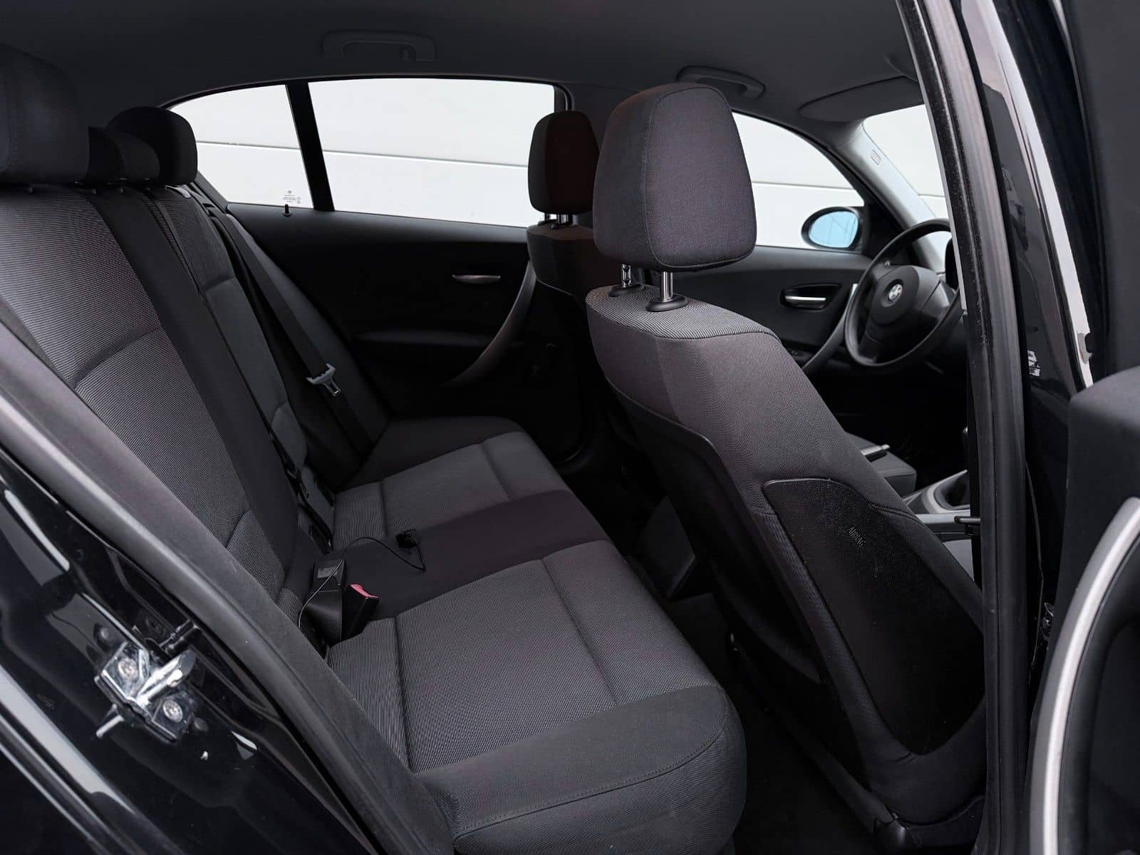 BMW 116i M-Sport Black Edition/Traum/Navi Carplay* – Foto 37