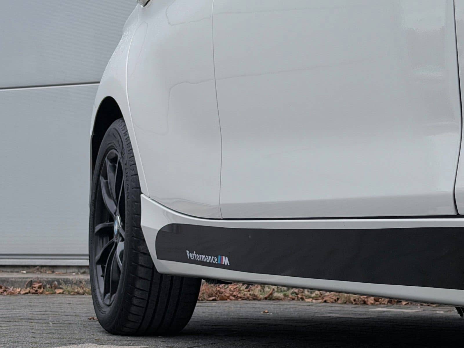 BMW 118i Aut.*M-Sportpaket/White& Black/Traumhaft* – Foto 19