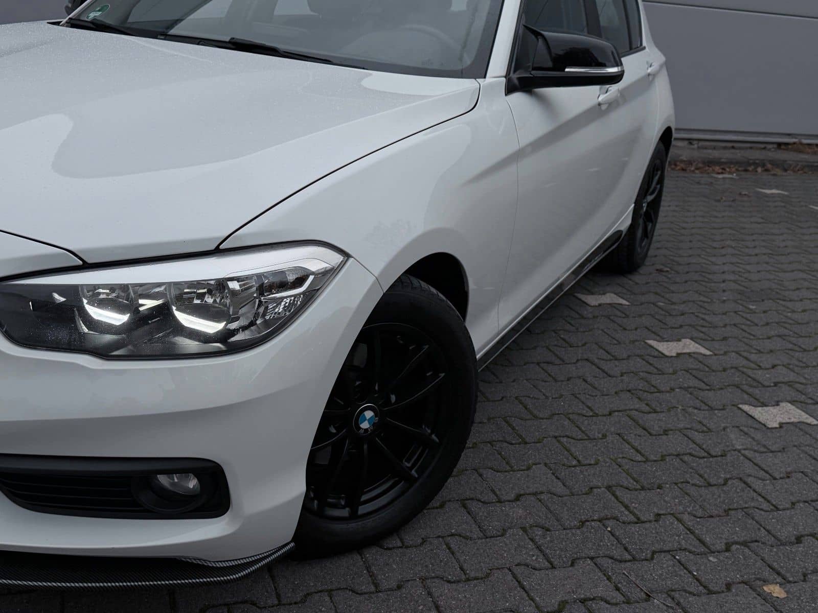 BMW 118i Aut.*M-Sportpaket/White& Black/Traumhaft* – Foto 4
