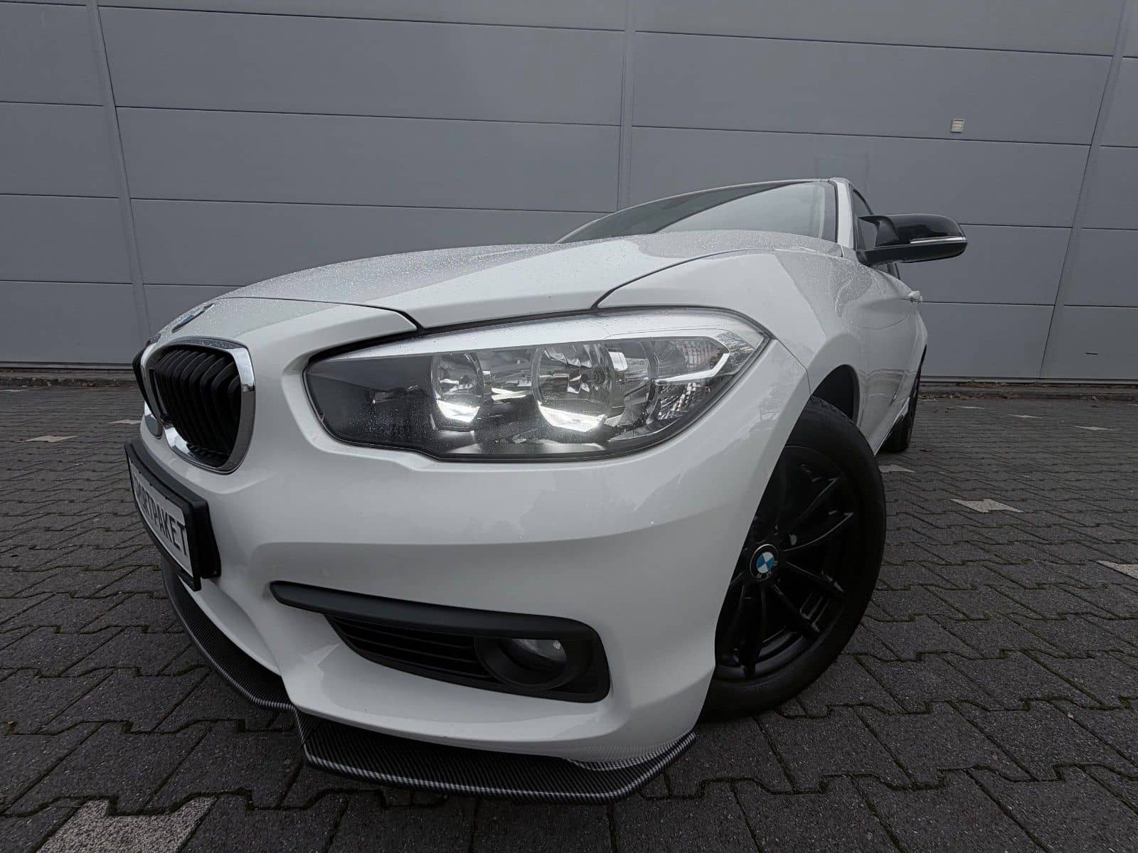BMW 118i Aut.*M-Sportpaket/White& Black/Traumhaft* – Foto 6