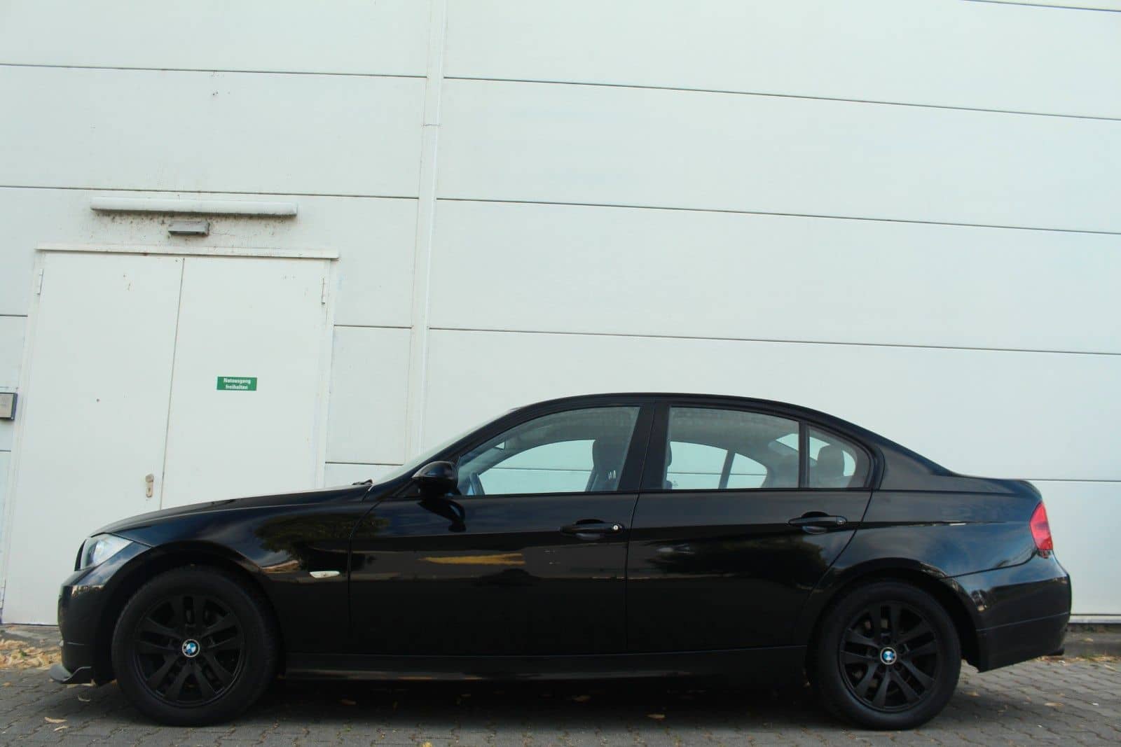 BMW 318i E90*M-Sport Black Edition/ 4K Carplay/Traum – Foto 19