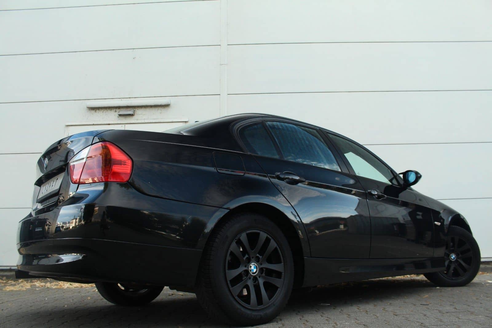 BMW 318i E90*M-Sport Black Edition/ 4K Carplay/Traum – Foto 24