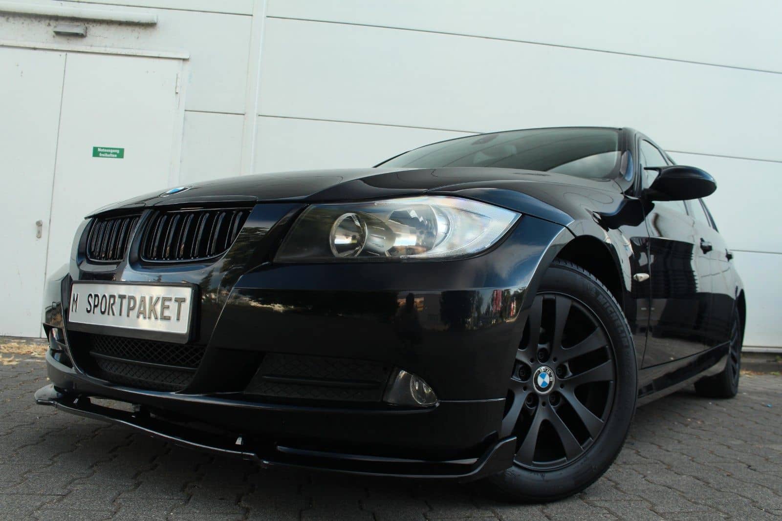 BMW 318i E90*M-Sport Black Edition/ 4K Carplay/Traum – Foto 4