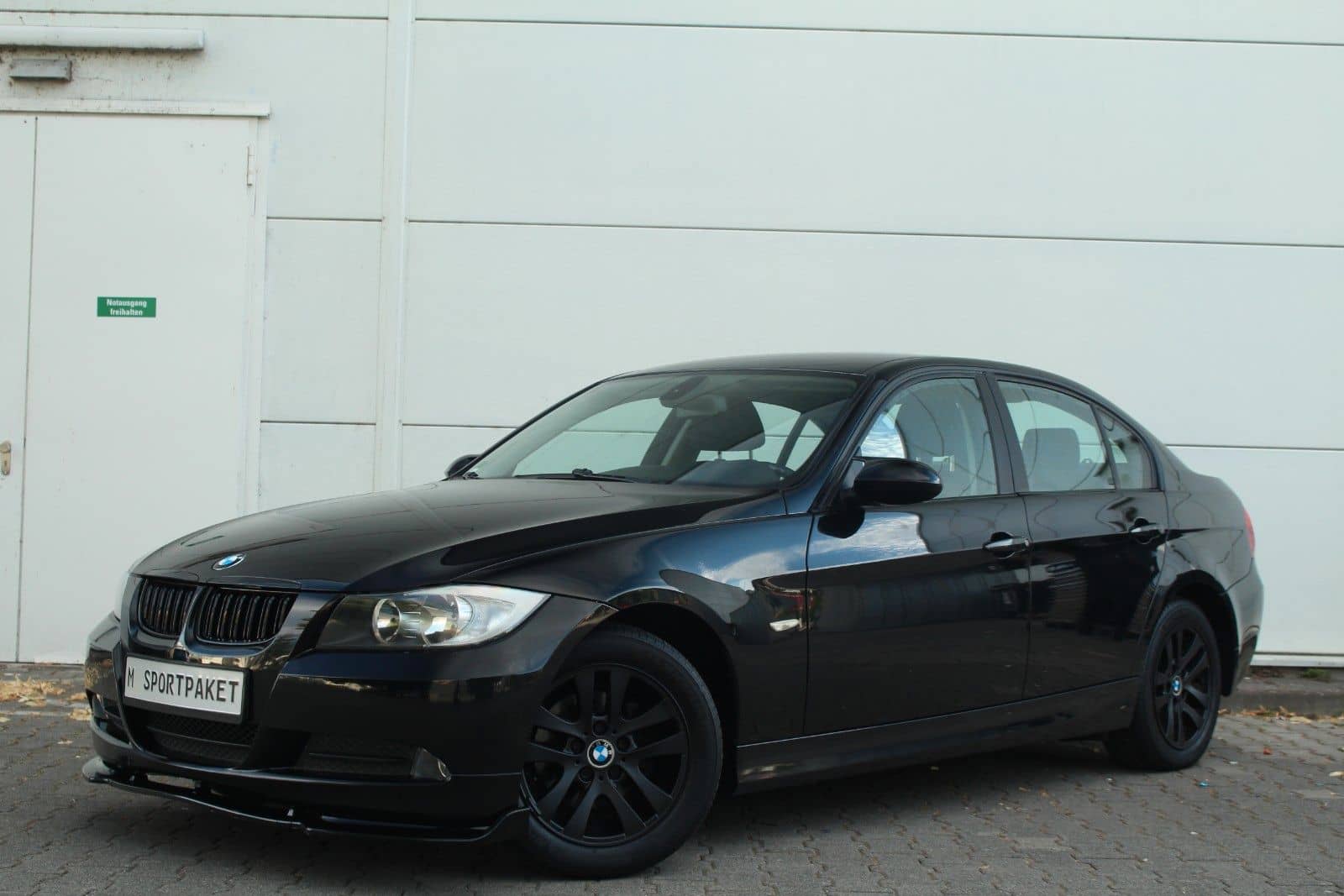 BMW 318i E90*M-Sport Black Edition/ 4K Carplay/Traum – Foto 7