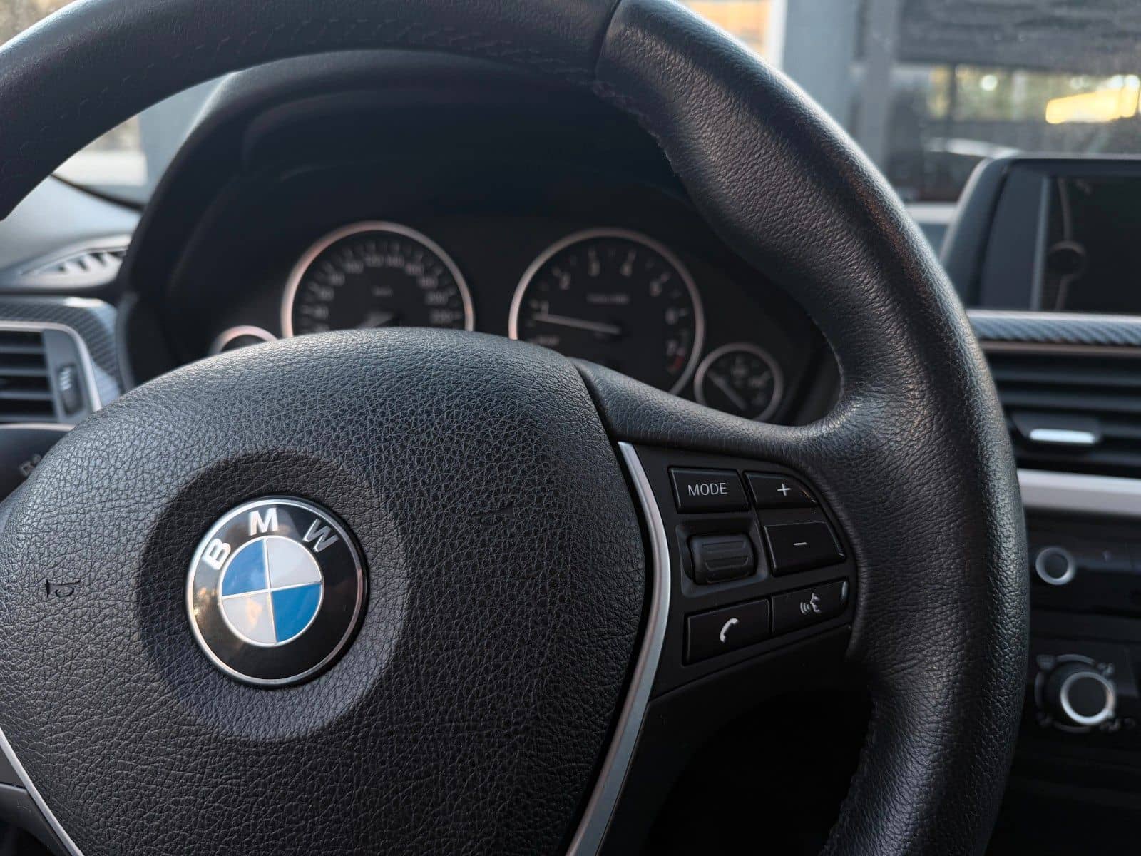 BMW 316i F30*M-Sport Black Edition/Traumoptik/BRD* – Foto 32