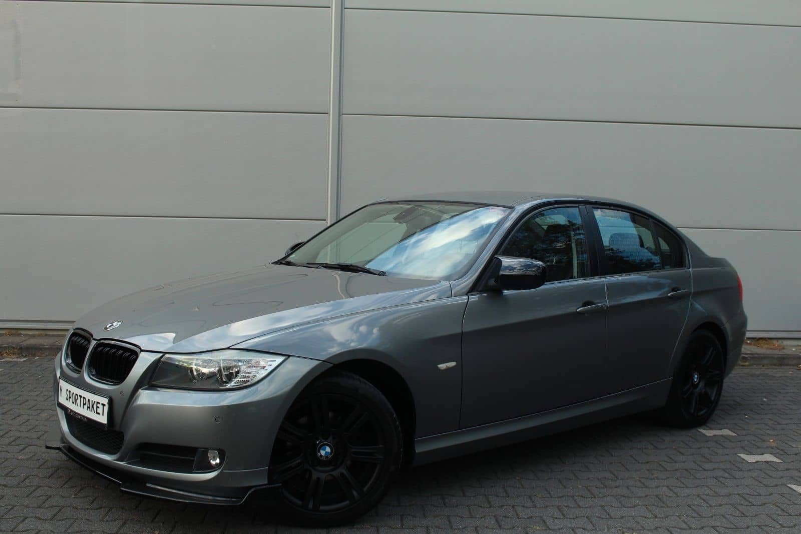BMW 318i E90*M-Sportpaket/Navi/Traumoptik/Unikat* – Foto 3