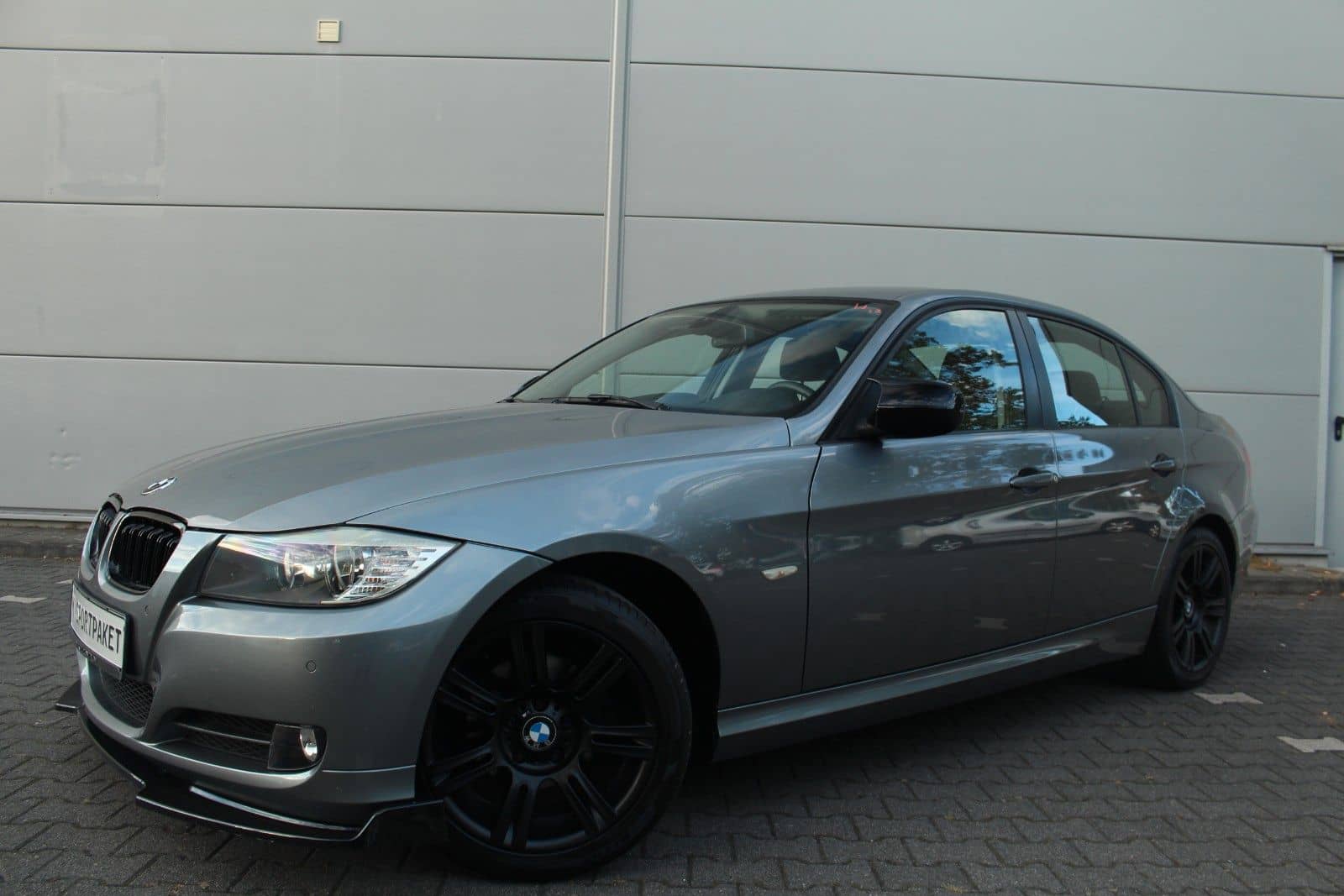 BMW 318i E90*M-Sportpaket/Navi/Traumoptik/Unikat* – Foto 6