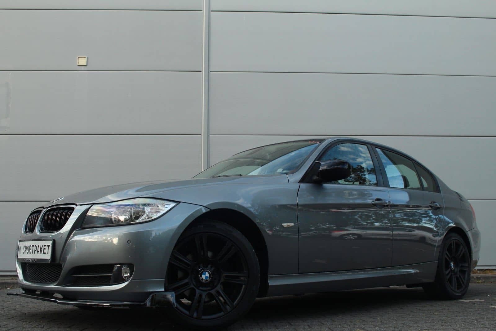 BMW 318i E90*M-Sportpaket/Navi/Traumoptik/Unikat* – Foto 7